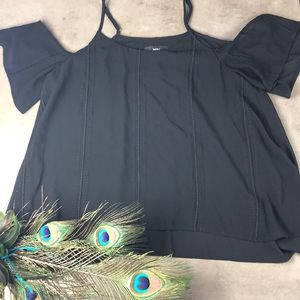 Mossimo Cold Shoulder Flutter Sleeve